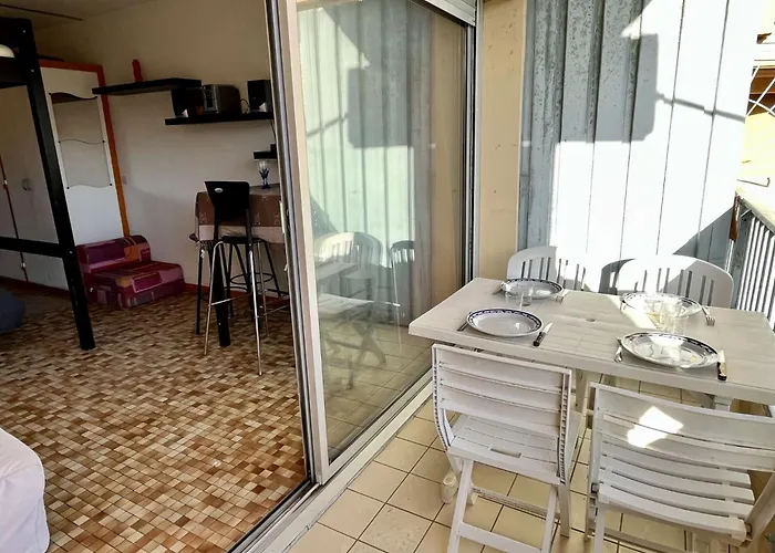 4 Couchages Sur Ar730-110 アパート